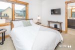 Guest Bedroom with Queen Bed, Smart TV, & Walk-In Closet sleeps 2